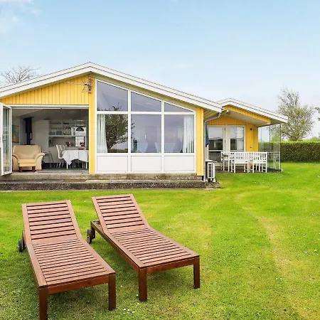 6 Person In Brenderup Fyn Tatil Evi Bro (Funen)