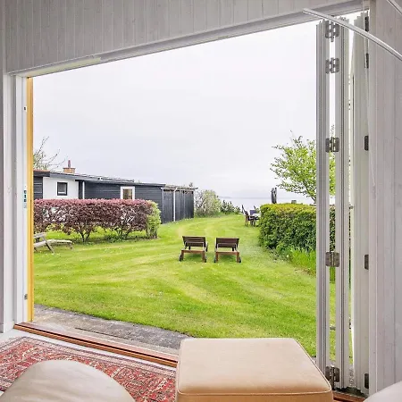 6 Person In Brenderup Fyn Tatil Evi